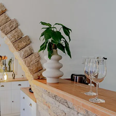 בית נופש Modern Fisherman's Stone House Brna Smokvica (Korcula)