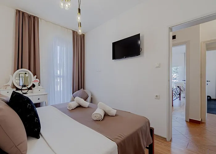 Modern Fisherman's Stone House Brna Vakantiehuis